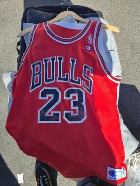 VINTAGE 90S Chicago Bulls Michael Jordan #23 Basketball Jersey Size 44